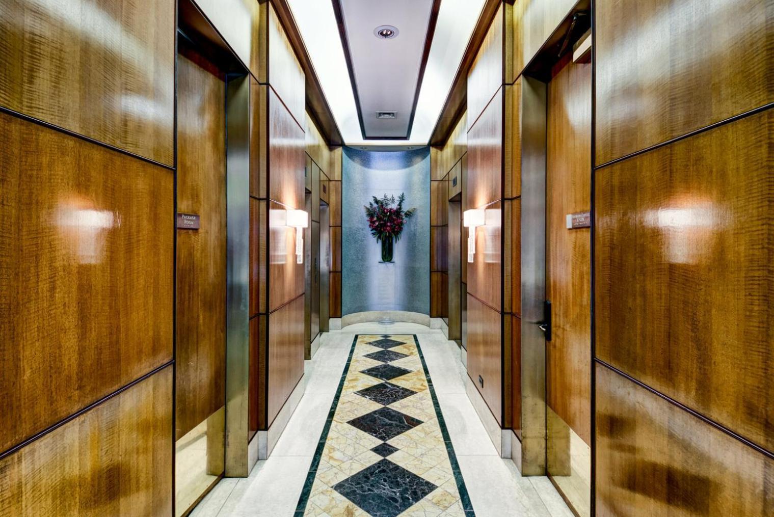 Uws 1br W Gym Doorman Elevator Nr Central Park Nyc-1049 * New York